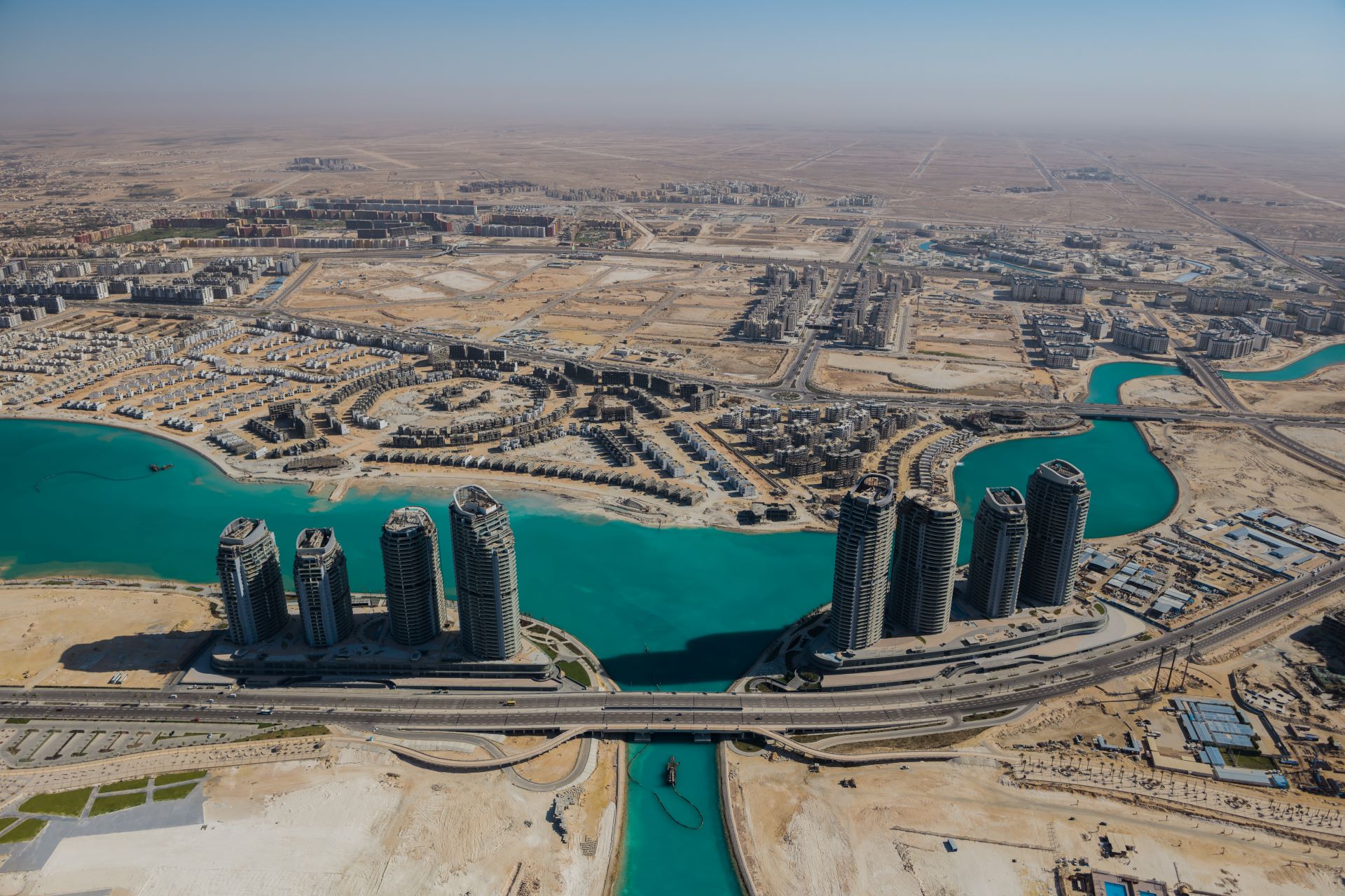 Beachfront towerconstructions