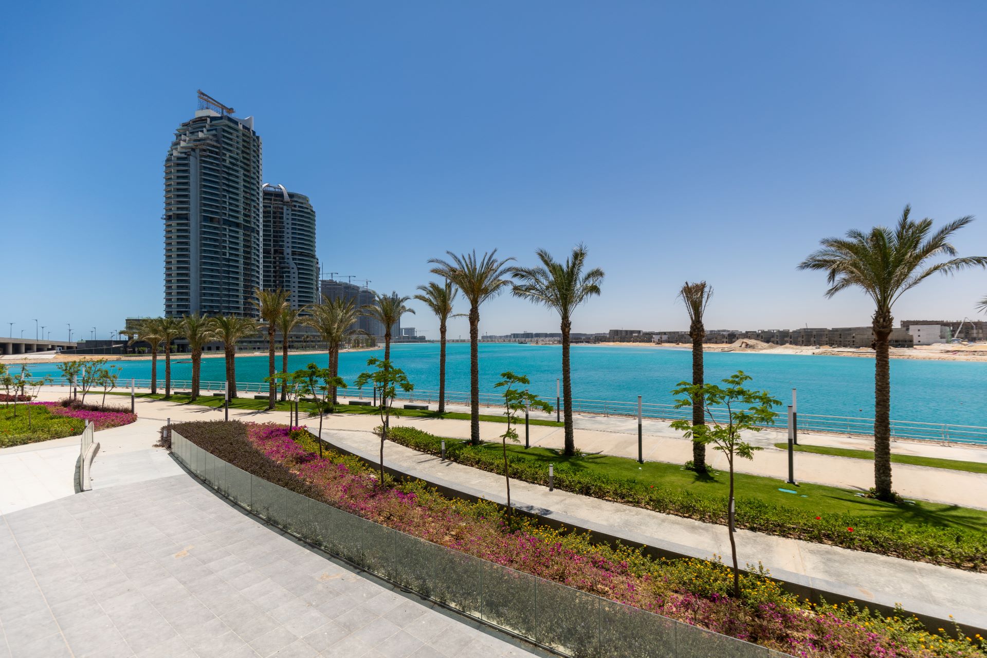 Beachfront towerconstructions