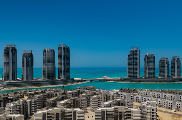 Beachfront towerunit