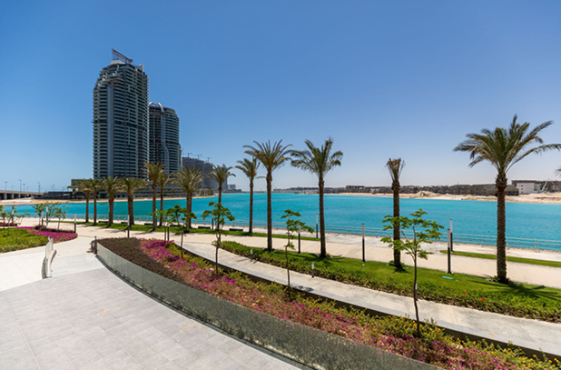 Beachfront towerunit